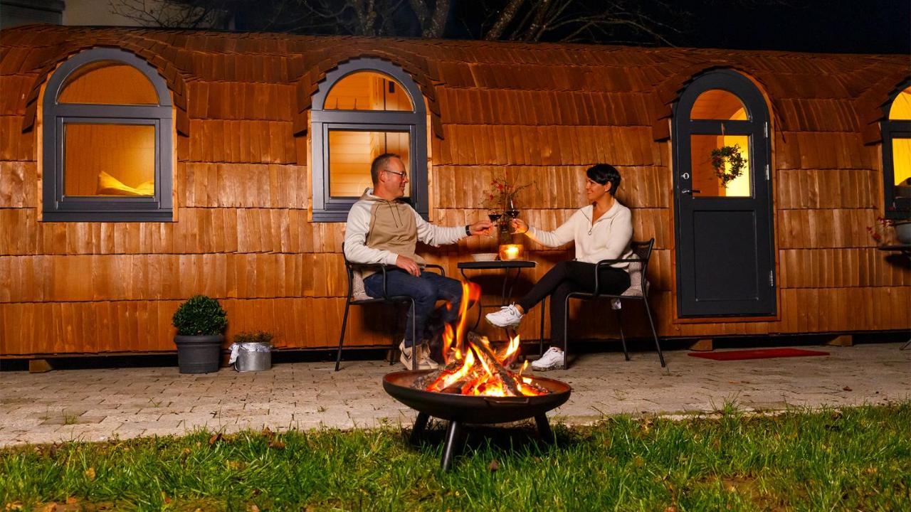Auszeitgarten - Urlaub Im Tinyhaus Im Herzen Von Oberschwaben Aulendorf Ngoại thất bức ảnh